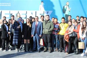 Öğrencilerimiz Kayseri'de Düzenlenen Kariyer Fuarında Fakültemizi Temsil Ettiler
